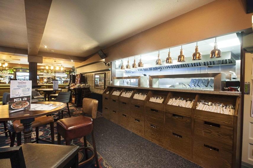 The Crown Hotel Wetherspoon Biggleswade Extérieur photo