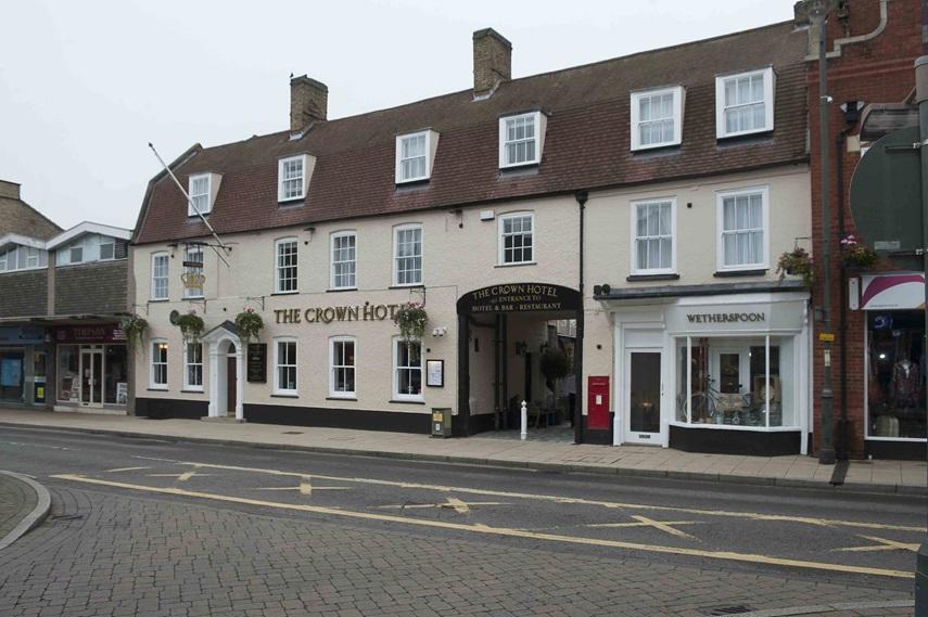 The Crown Hotel Wetherspoon Biggleswade Extérieur photo